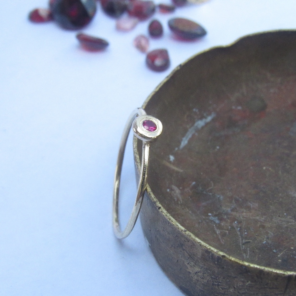 14k Solid Yellow Gold Ring, Set With Red Ruby.